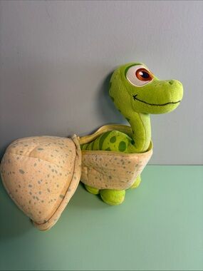 Disney Store Exclusive The Good Dinosaur Baby Arlo Hatch & Reveal Plush Kids Toy